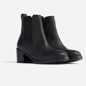Nisolo Ana Go-To Heeled Chelsea Boot Black/Black